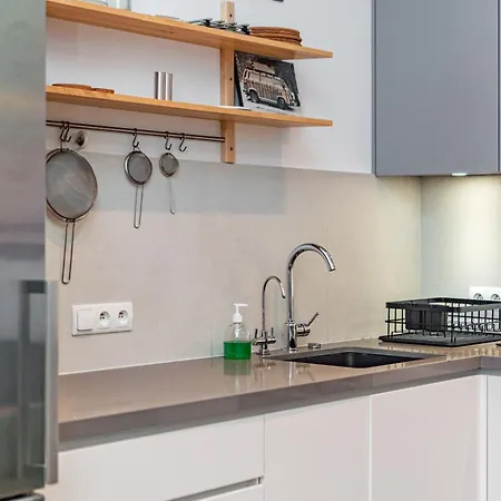Apartment Wiktorska 12 By Homeprime *